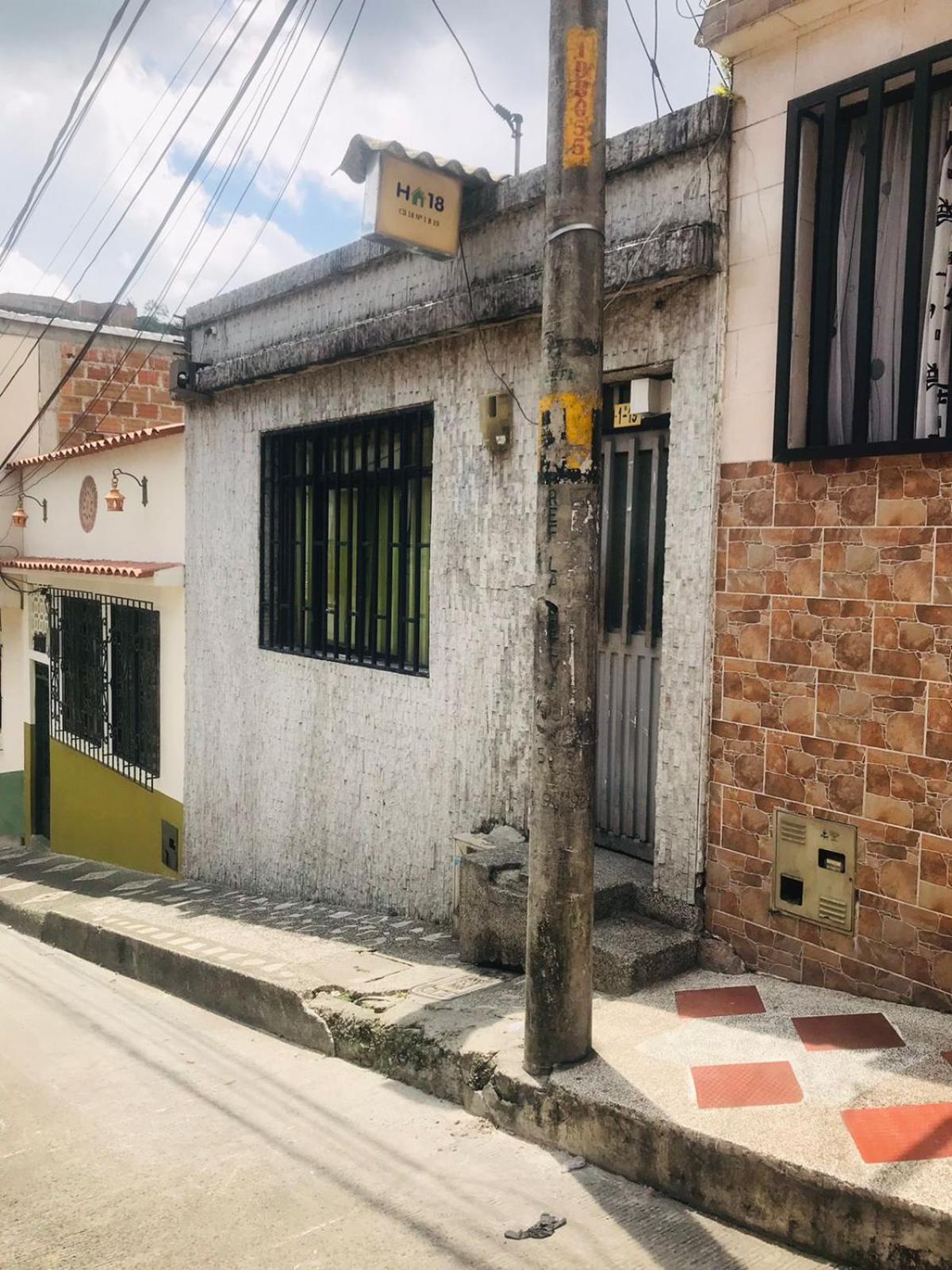 Hostal La 18 Pereira Exteriér fotografie