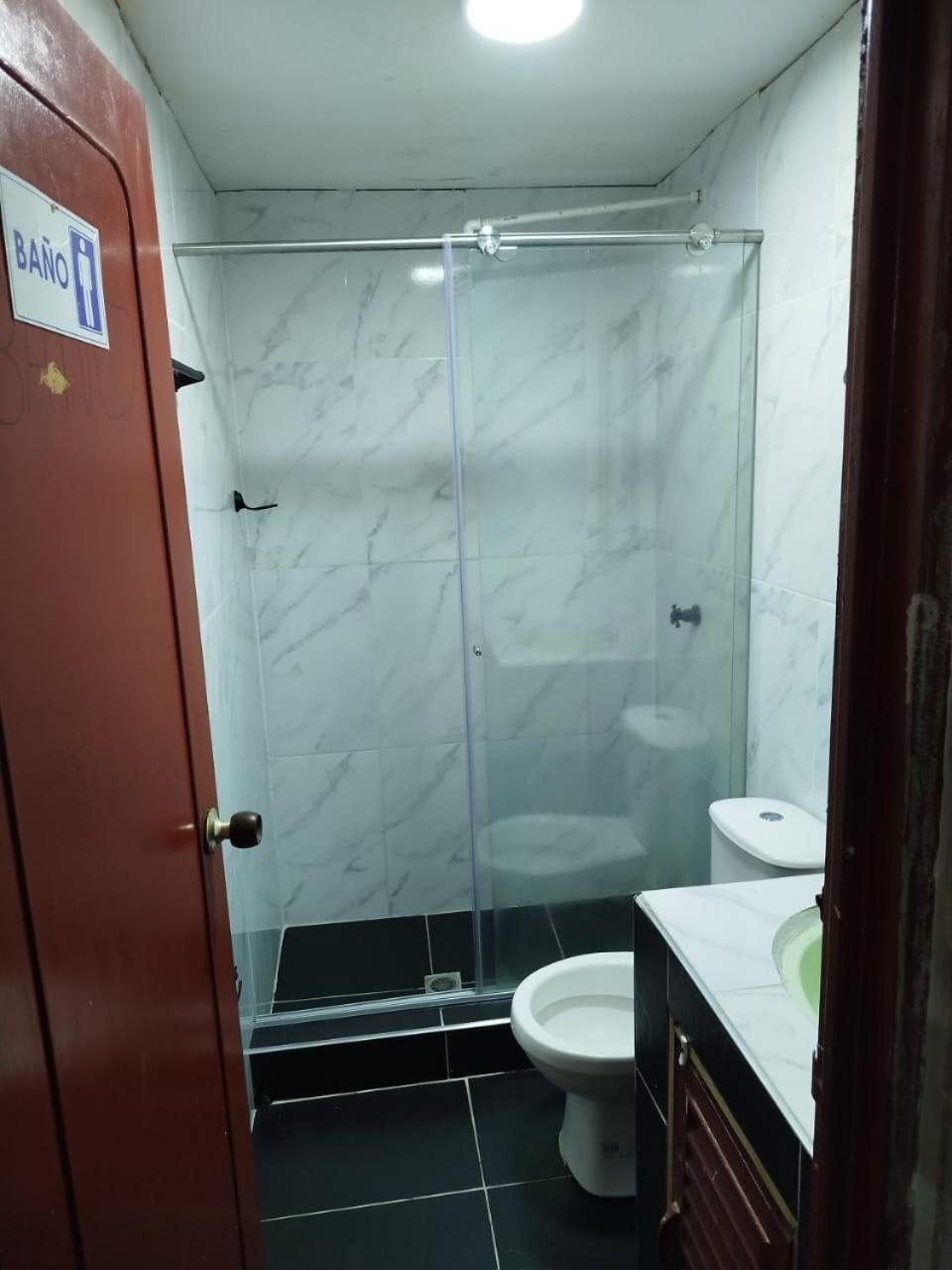 Hostal La 18 Pereira Exteriér fotografie