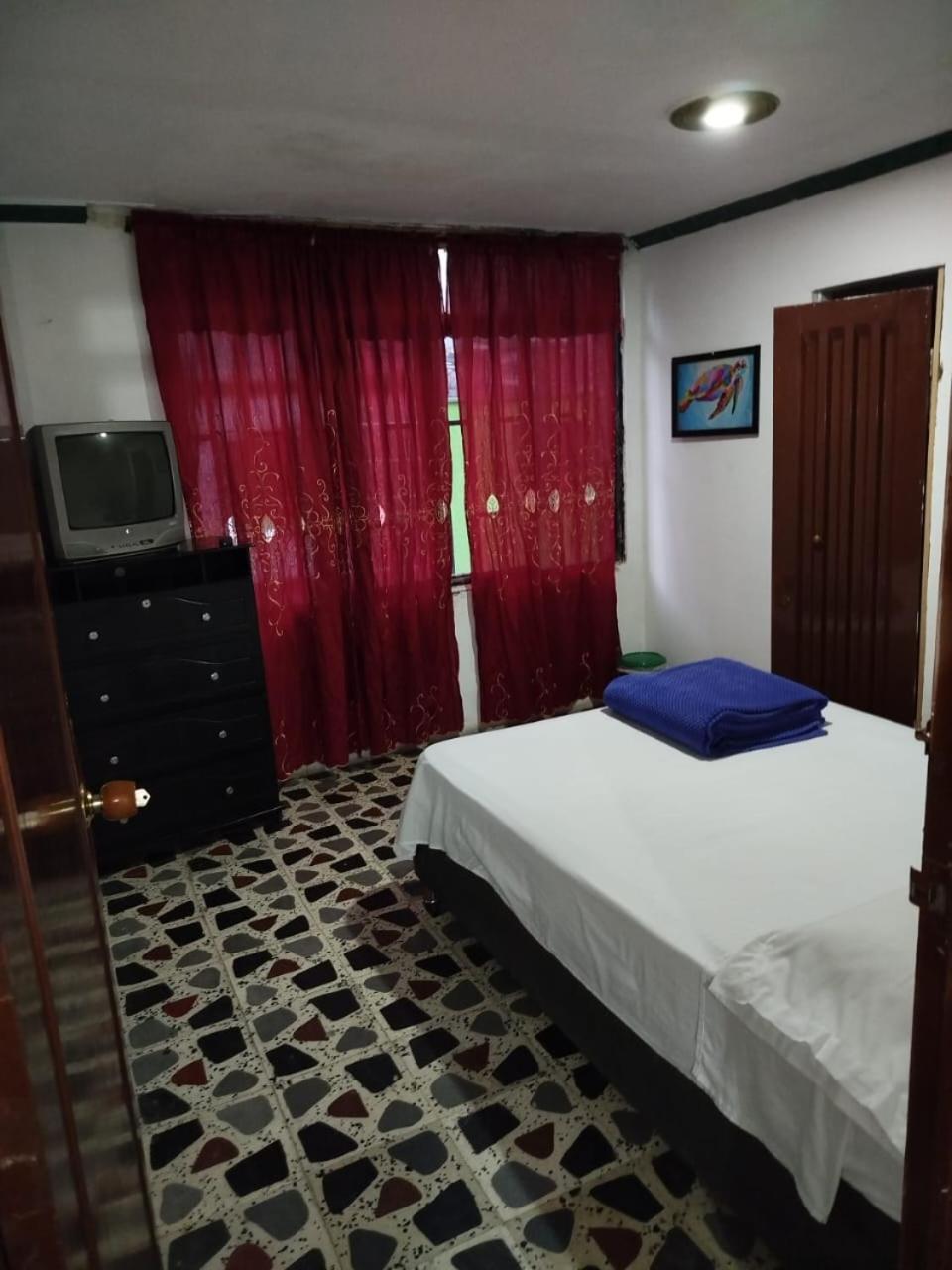 Hostal La 18 Pereira Exteriér fotografie